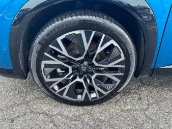 Photo 4 du bon plan RENAULT Austral 1.2 E-Tech full hybrid 200ch esprit Alpine - 25 occasion à 42990 €