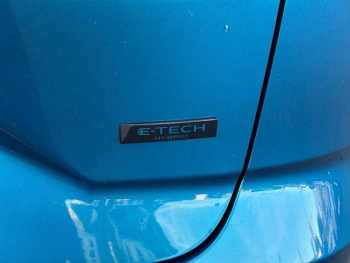 Photo 10 du bon plan RENAULT Austral 1.2 E-Tech full hybrid 200ch esprit Alpine - 25 occasion à 42990 €