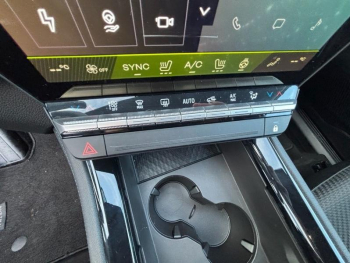 Photo 24 du bon plan RENAULT Austral 1.2 E-Tech full hybrid 200ch esprit Alpine - 25 occasion à 42990 €