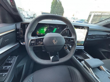 Photo 26 du bon plan RENAULT Austral 1.2 E-Tech full hybrid 200ch esprit Alpine - 25 occasion à 42990 €