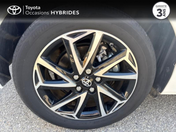 Photo 16 du bon plan TOYOTA Yaris 116h Design 5p MY22 occasion à 18990 €