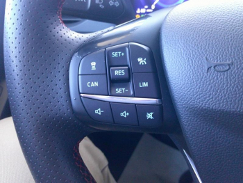 Photo 17 du bon plan FORD Focus 1.0 Flexifuel 125ch mHEV ST-Line X occasion à 18600 €