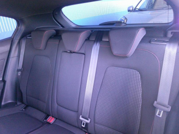 Photo 21 du bon plan FORD Focus 1.0 Flexifuel 125ch mHEV ST-Line X occasion à 18600 €