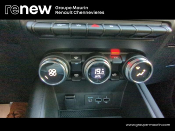 Photo 16 du bon plan RENAULT Captur 1.3 TCe 140ch FAP RS Line EDC -21B occasion à 18990 €