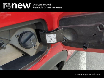 Photo 26 du bon plan RENAULT Captur 1.3 TCe 140ch FAP RS Line EDC -21B occasion à 18990 €