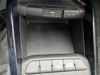 Photo 15 du bon plan KIA Stonic 1.0 T-GDi 120ch MHEV GT Line iBVM6 occasion à 14490 €