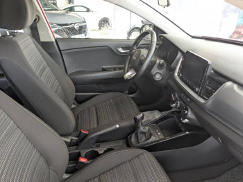 Photo 17 du bon plan KIA Stonic 1.0 T-GDi 120ch MHEV GT Line iBVM6 occasion à 14490 €