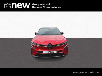 Photo 2 du bon plan RENAULT Megane E-Tech Electric EV60 220ch Iconic super charge occasion à 24590 €