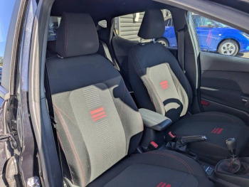 Photo 8 du bon plan FORD Fiesta 1.0 Flexifuel 95ch ST-Line 5p occasion à 15923 €