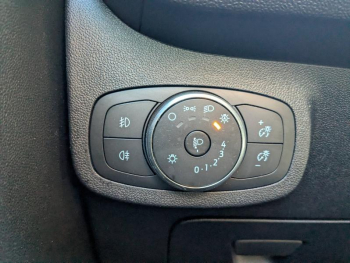 Photo 17 du bon plan FORD Fiesta 1.0 Flexifuel 95ch ST-Line 5p occasion à 15923 €