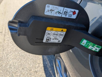 Photo 10 du bon plan FORD Fiesta 1.0 Flexifuel 95ch ST-Line 5p occasion à 17490 €