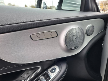 Photo 14 du bon plan MERCEDES-BENZ Classe C Cabriolet 220 d 170ch Sportline occasion à 30990 €