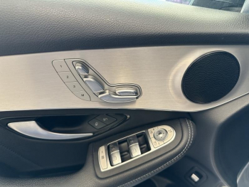 Photo 19 du bon plan MERCEDES-BENZ GLC Coupé 250 d 204ch Executive 4Matic 9G-Tronic Euro6c occasion à 31550 €