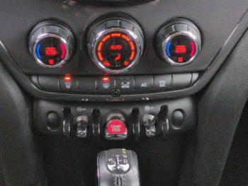 Photo 22 du bon plan MINI Countryman Cooper 136ch Salt BVA occasion à 15900 €