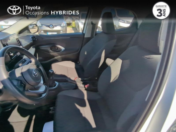 Photo 11 du bon plan TOYOTA Yaris 70 VVT-i Dynamic Business 5p MY22 occasion à 15990 €
