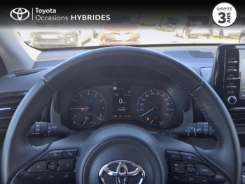 Photo 13 du bon plan TOYOTA Yaris 70 VVT-i Dynamic Business 5p MY22 occasion à 15990 €