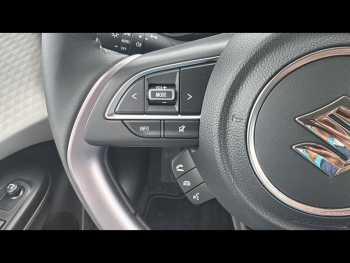 Photo 18 du bon plan SUZUKI Swift 1.2 Hybrid 83ch PrivilÃ¨ge Auto occasion à 18990 €