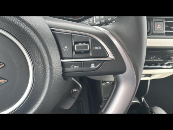 Photo 19 du bon plan SUZUKI Swift 1.2 Hybrid 83ch PrivilÃ¨ge Auto occasion à 18990 €