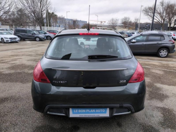 Photo 8 du bon plan PEUGEOT 308 1.6 e-HDi112 FAP Sportium 5p occasion à 5780 €