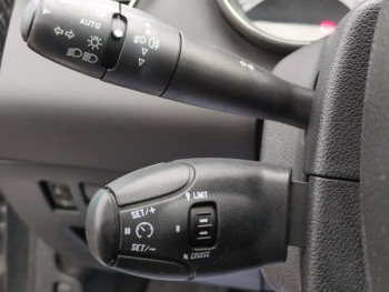 Photo 19 du bon plan PEUGEOT 308 1.6 e-HDi112 FAP Sportium 5p occasion à 5780 €