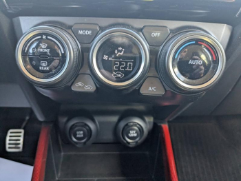 Photo 17 du bon plan SUZUKI Swift 1.4 Boosterjet Hybrid 129ch Sport occasion à 17490 €