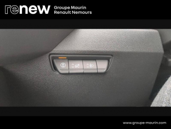 Photo 16 du bon plan RENAULT Master Fg VUL F3500 L2H2 E-Tech 140ch Advance grande autonomie occasion à 44900 €