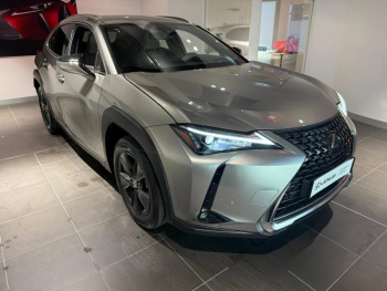 Photo 3 du bon plan LEXUS UX 250h 2WD Luxe Plus MY22 occasion à 27990 €