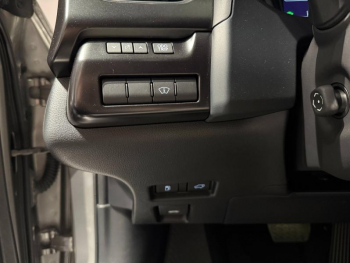 Photo 14 du bon plan LEXUS UX 250h 2WD Luxe Plus MY22 occasion à 27990 €