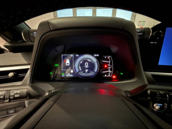 Photo 16 du bon plan LEXUS UX 250h 2WD Luxe Plus MY22 occasion à 27990 €