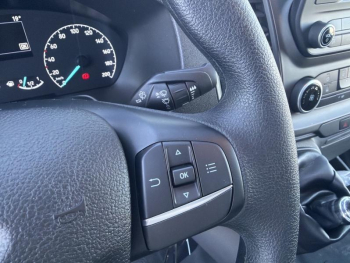 Photo 18 du bon plan FORD Transit CCb VUL T350 L2 2.0 EcoBlue 130ch Trend occasion à 37990 €