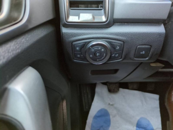 Photo 13 du bon plan FORD Ranger VUL 2.0 TDCi 170ch Super Cab XLT occasion à 24900 €