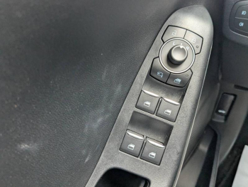 Photo 15 du bon plan FORD Puma 1.0 Flexifuel 125ch S&S mHEV Titanium occasion à 18490 €