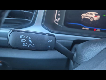 Photo 19 du bon plan VOLKSWAGEN T-Roc 2.0 TDI 116ch Life Business occasion à 22890 €