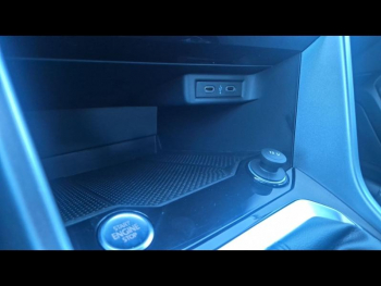 Photo 24 du bon plan VOLKSWAGEN T-Roc 2.0 TDI 116ch Life Business occasion à 22890 €