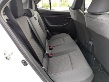 Photo 17 du bon plan TOYOTA Yaris Cross 116h Dynamic Business + Programme Beyond Zero Academy MY22 occasion à 22490 €