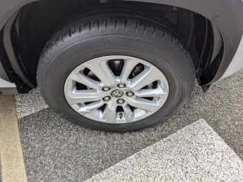 Photo 20 du bon plan TOYOTA Yaris Cross 116h Dynamic Business + Programme Beyond Zero Academy MY22 occasion à 22490 €