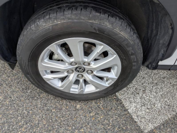 Photo 22 du bon plan TOYOTA Yaris Cross 116h Dynamic Business + Programme Beyond Zero Academy MY22 occasion à 22490 €