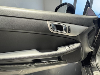 Photo 13 du bon plan MERCEDES-BENZ Classe SLK 350 7GTro+ occasion à 32990 €