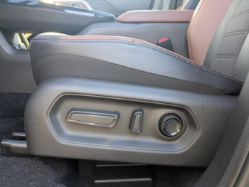 Photo 14 du bon plan SUZUKI Vitara 184ch 61kWh Style AllGrip occasion à 37490 €