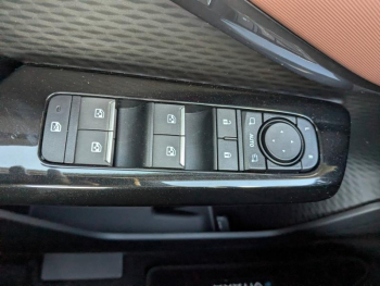 Photo 27 du bon plan SUZUKI Vitara 184ch 61kWh Style AllGrip occasion à 37490 €