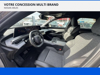 Photo 9 du bon plan PEUGEOT 3008 1.2 Hybrid 136ch Allure e-DCS6 occasion à 27900 €