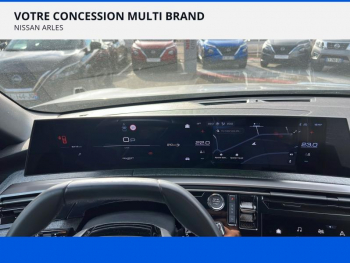 Photo 17 du bon plan PEUGEOT 3008 1.2 Hybrid 136ch Allure e-DCS6 occasion à 27900 €