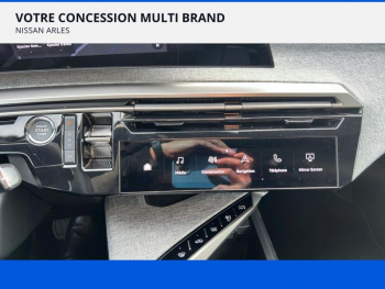 Photo 18 du bon plan PEUGEOT 3008 1.2 Hybrid 136ch Allure e-DCS6 occasion à 27900 €