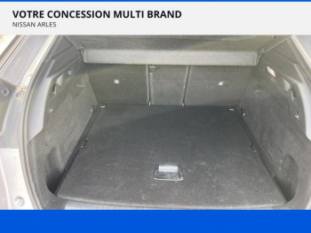 Photo 28 du bon plan PEUGEOT 3008 1.2 Hybrid 136ch Allure e-DCS6 occasion à 27900 €