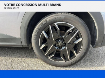 Photo 30 du bon plan PEUGEOT 3008 1.2 Hybrid 136ch Allure e-DCS6 occasion à 27900 €