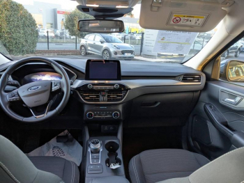 Photo 17 du bon plan FORD Kuga 2.5 Duratec 190ch FHEV E85 Titanium BVA occasion à 22490 €