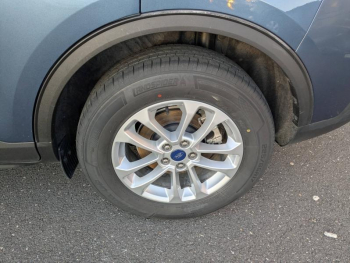 Photo 28 du bon plan FORD Kuga 2.5 Duratec 190ch FHEV E85 Titanium BVA occasion à 22490 €