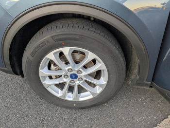 Photo 29 du bon plan FORD Kuga 2.5 Duratec 190ch FHEV E85 Titanium BVA occasion à 22490 €