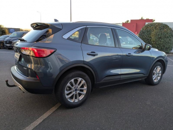 Photo 39 du bon plan FORD Kuga 2.5 Duratec 190ch FHEV E85 Titanium BVA occasion à 22490 €