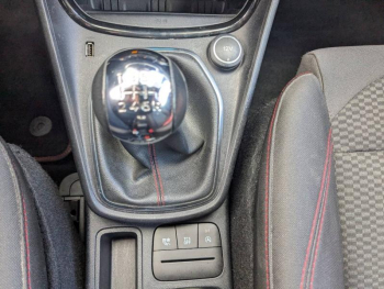 Photo 14 du bon plan FORD Puma 1.0 Essence/EcoBoost 125ch mHEV ST-Line 6cv occasion à 16480 €